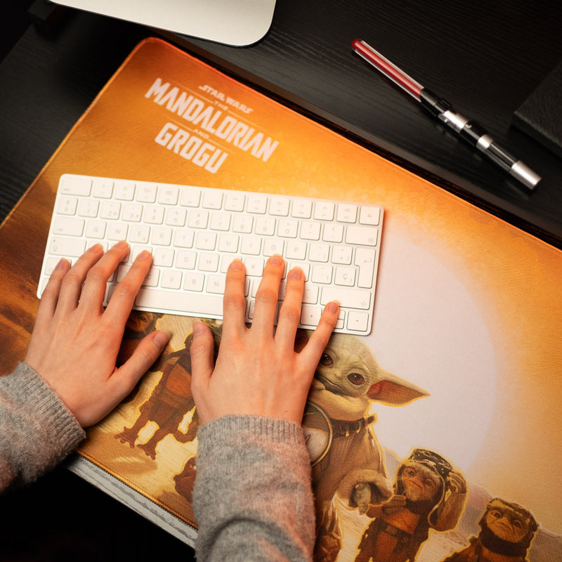 Star Wars The Mandalorian and Grogu XL Mouse Mat 80 x 35 cm close up detail