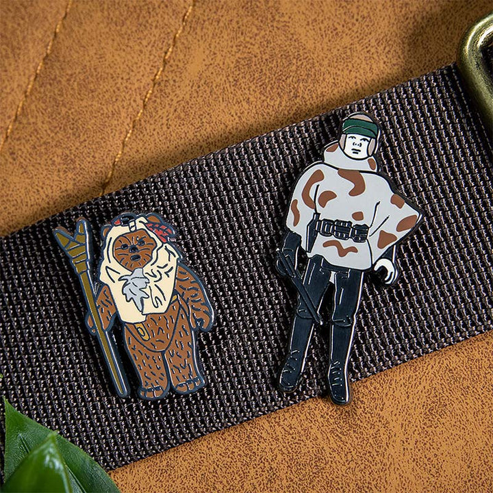 Official Pin Kings Star Wars Enamel Pin Badge Set Paploo and Luke Skywalker (in Battle Poncho)