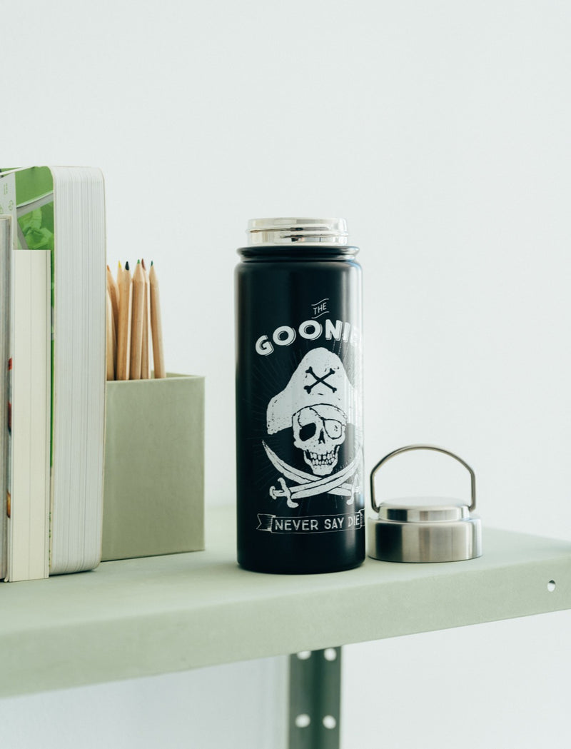 The Goonies Hot & Cold 550ml Metal Bottle packaging view