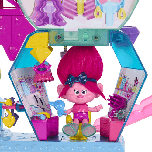 Trolls Small Doll Anchor Playset - Image 5