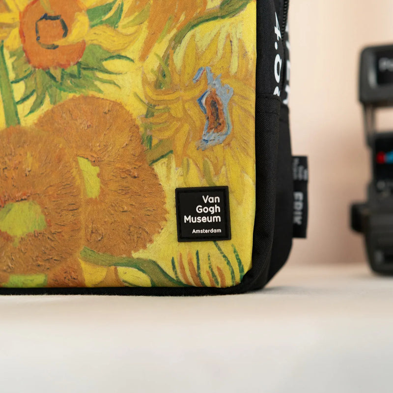 Van Gogh Museum Polyester Toiletry Bag 22 x 18 x 9.5 cm side angle