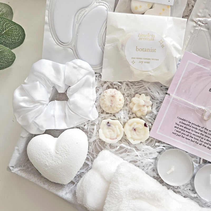 LUXURY BRIDE TO BE | BRIDAL GIFTS, close-up detail