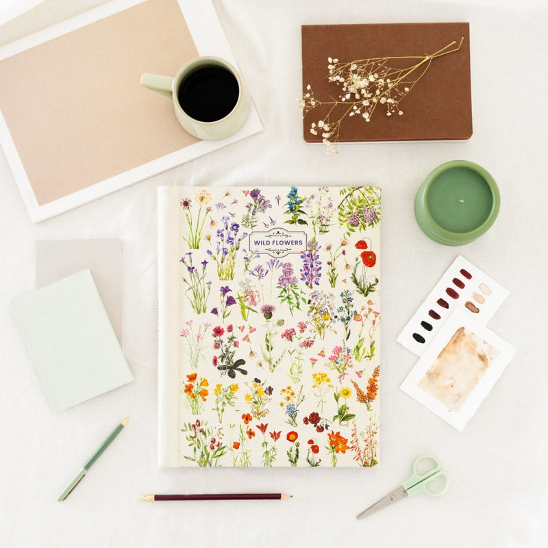Wild Flowers Photo Album 30 Self-Adhesive Pages 24 x 32 cm close up detail