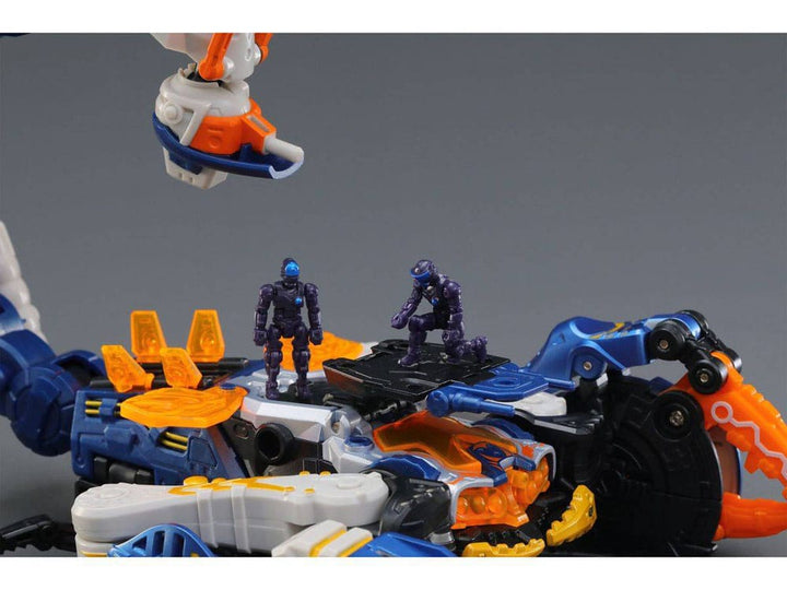 Beastbox BB-60 Hurrican (Scorpion) 1/4 Scale Cube Transforming Action Figure