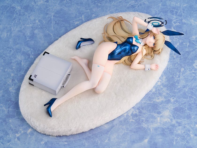 Blue Archive Toki Bunny Girl Memorial PVC Statue 1/7 30 cm