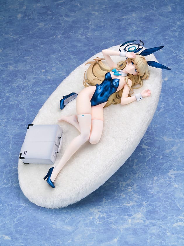 Blue Archive Toki Bunny Girl Memorial PVC Statue 1/7 30 cm