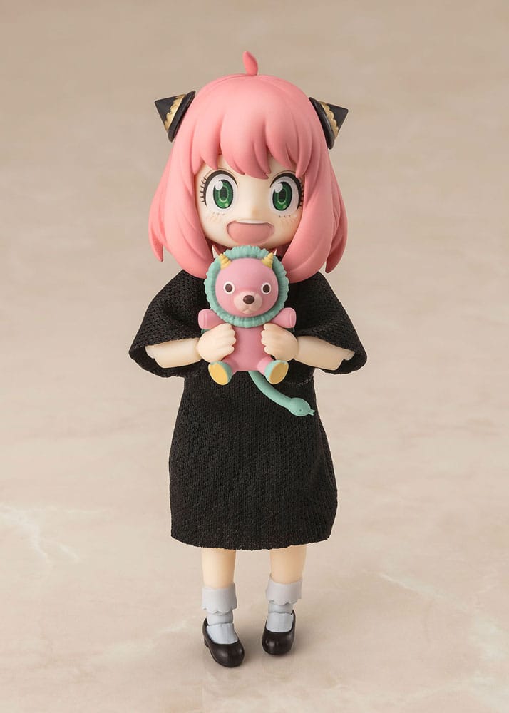 Spy x Family Anya Forger Casual Attire S H Figuarts Action Figure 8 cm