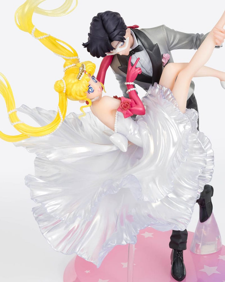 FiguartsZERO Chouette Sailor Moon Usagi and Tuxedo Mask Moonlight Glow Edition 9.5" PVC Statue