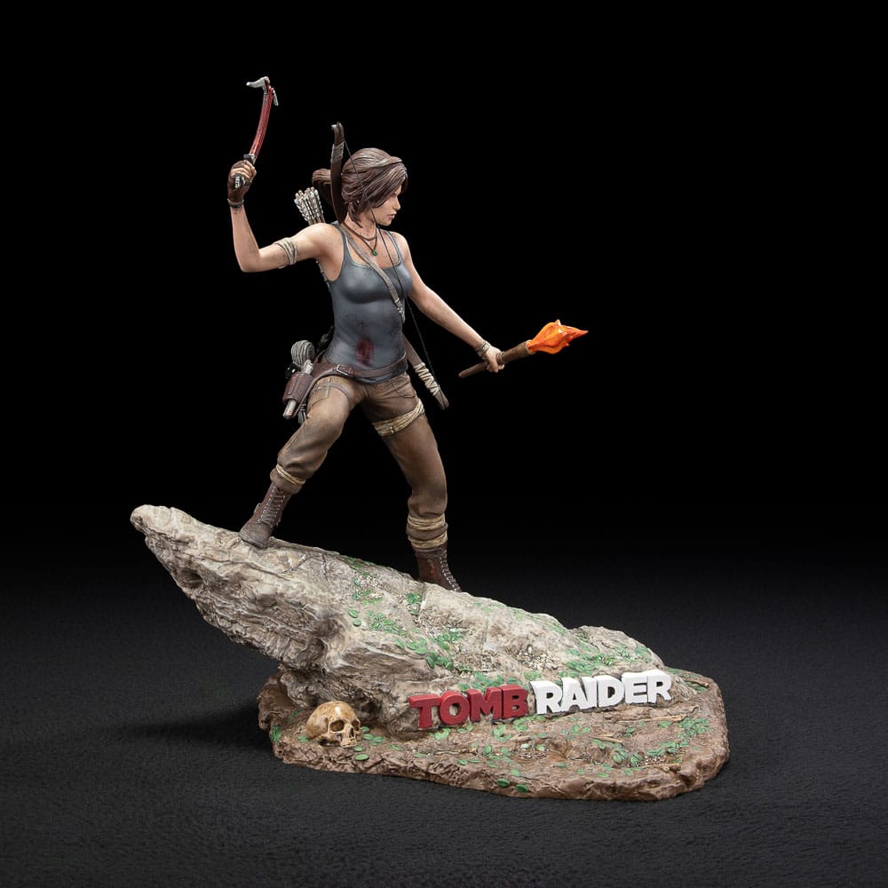 Tomb Raider Lara Croft (Survivor Era) Statue