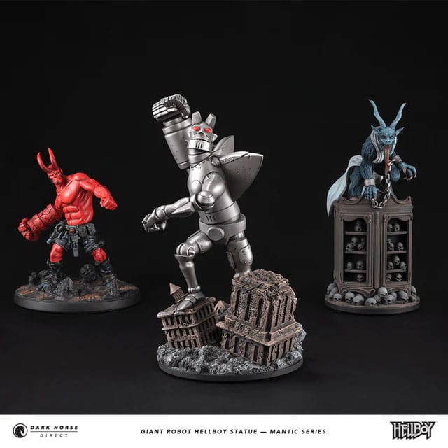 Giant Robot Hellboy Mantic Series 12" Statue