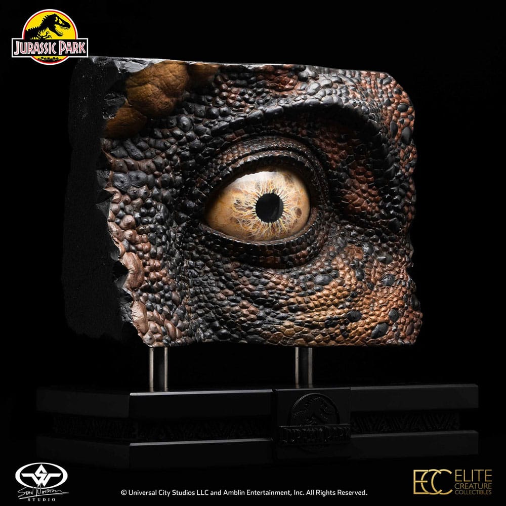Elite Creature Collectibles T-Rex Eye Replica Jurassic Park Screen-Used Prop Reproduction 32 cm
