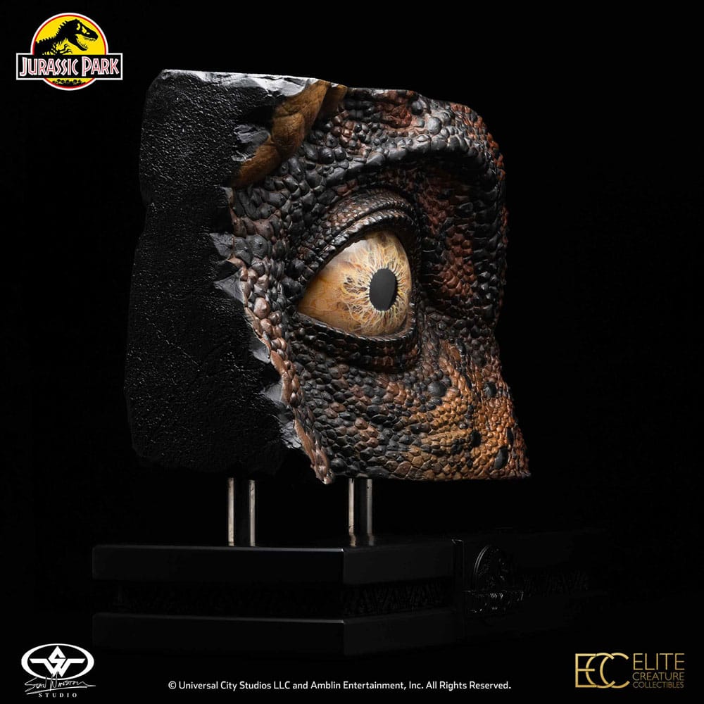 Elite Creature Collectibles T-Rex Eye Replica Jurassic Park Screen-Used Prop Reproduction 32 cm