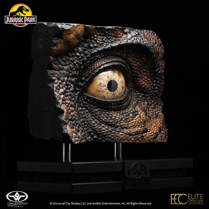 Elite Creature Collectibles T-Rex Eye Replica Jurassic Park Screen-Used Prop Reproduction 32 cm