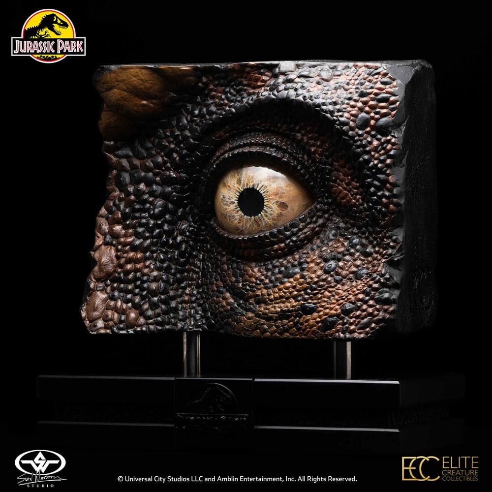 Elite Creature Collectibles T-Rex Eye Replica Jurassic Park Screen-Used Prop Reproduction 32 cm