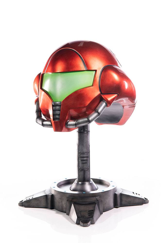 First4Figures Metroid Prime Samus Helmet, alternate view