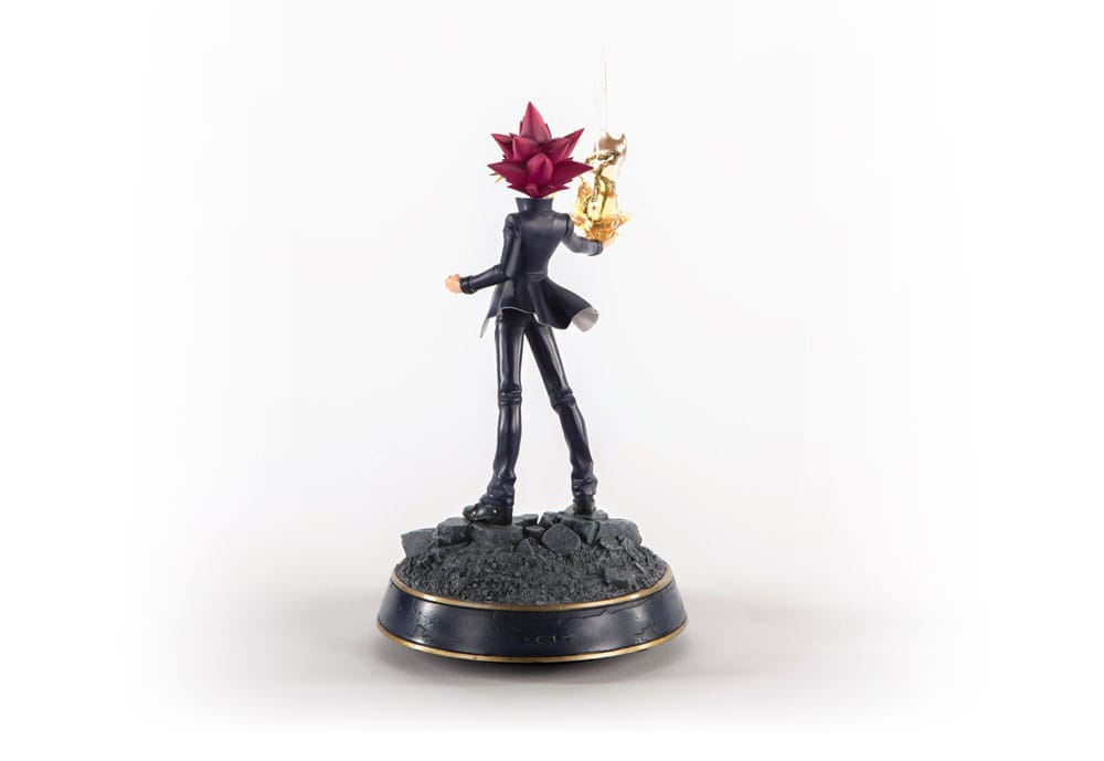 Yami Yugi Yu Gi Oh Statue 31 cm