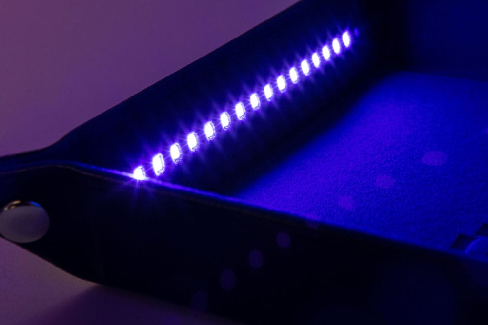 FanRoll Shadowlight Blacklight Folding Dice Tray Black