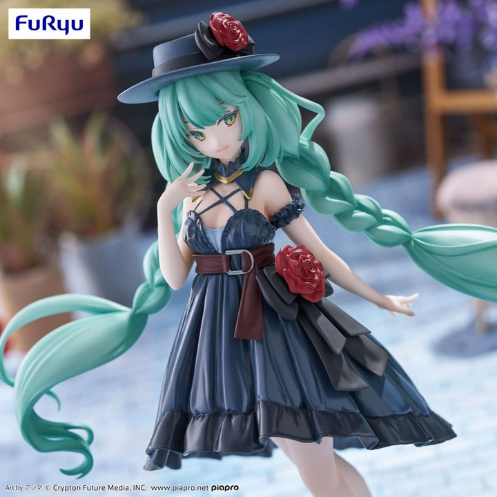 Hatsune Miku Trio Try iT Outing Dress PVC Statue