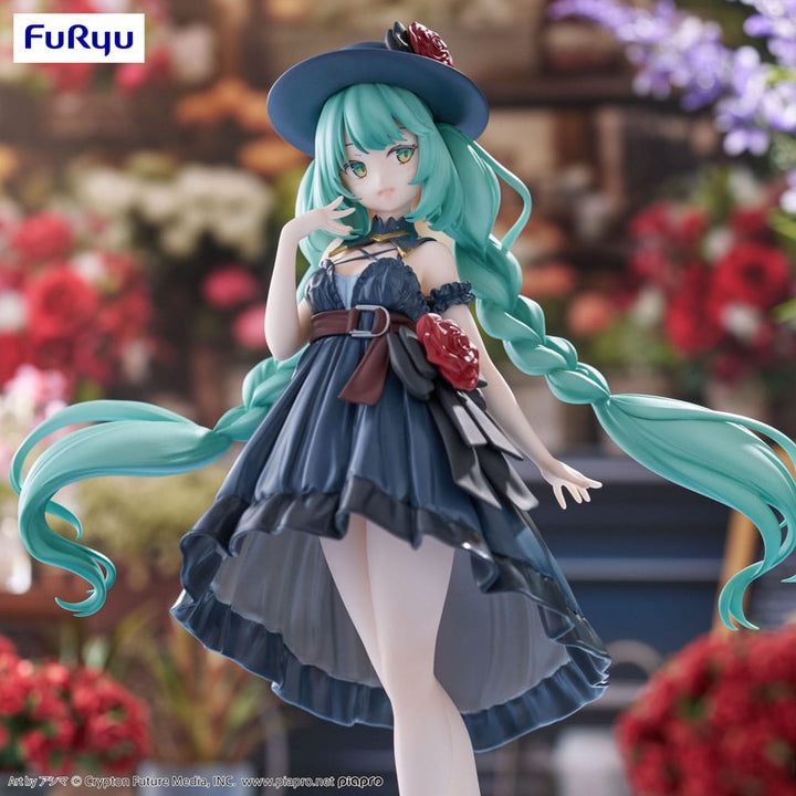 Hatsune Miku Trio Try iT Outing Dress PVC Statue