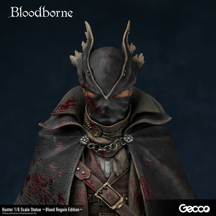 Bloodborne The Old Hunters Hunter PVC Statue 1/6 Scale Blood Regain Edition 32 cm