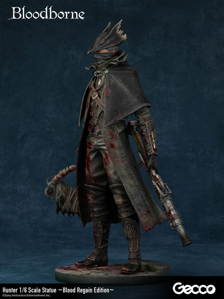 Bloodborne The Old Hunters Hunter PVC Statue 1/6 Scale Blood Regain Edition 32 cm