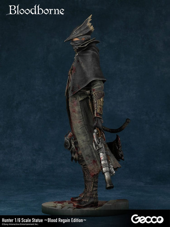 Bloodborne The Old Hunters Hunter PVC Statue 1/6 Scale Blood Regain Edition 32 cm