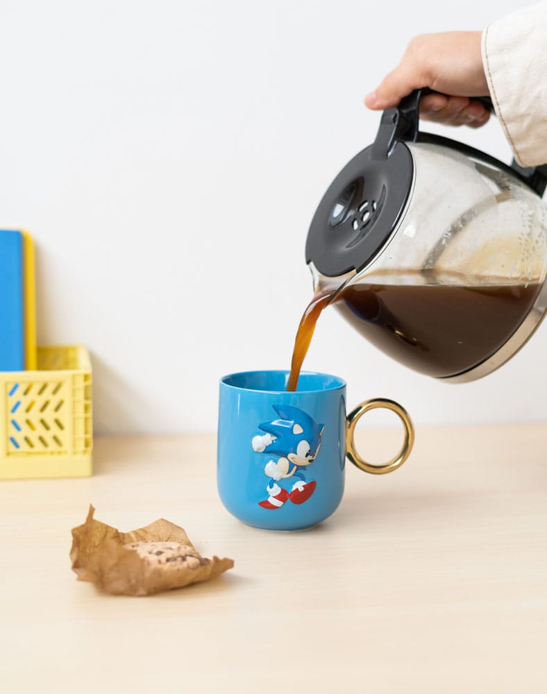 Sonic 3D Mug, close-up detail