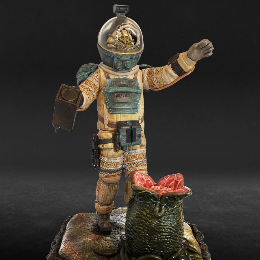 Hollywood Collectibles Officer Kane Alien 1/4 Scale Statue 56 cm