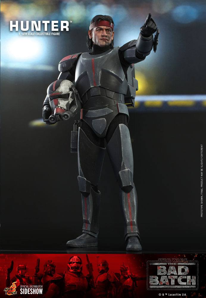 Hot Toys Star Wars The Bad Batch Hunter 1/6th Scale Figure, side angle