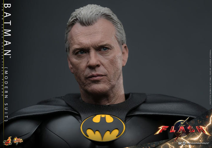 The Flash Movie Masterpiece Batman (Modern Suit) 1/6 Scale Action figure