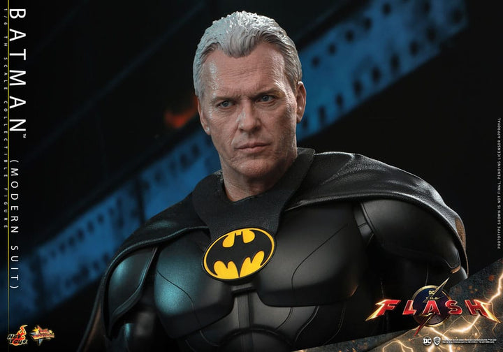 The Flash Movie Masterpiece Batman (Modern Suit) 1/6 Scale Action figure