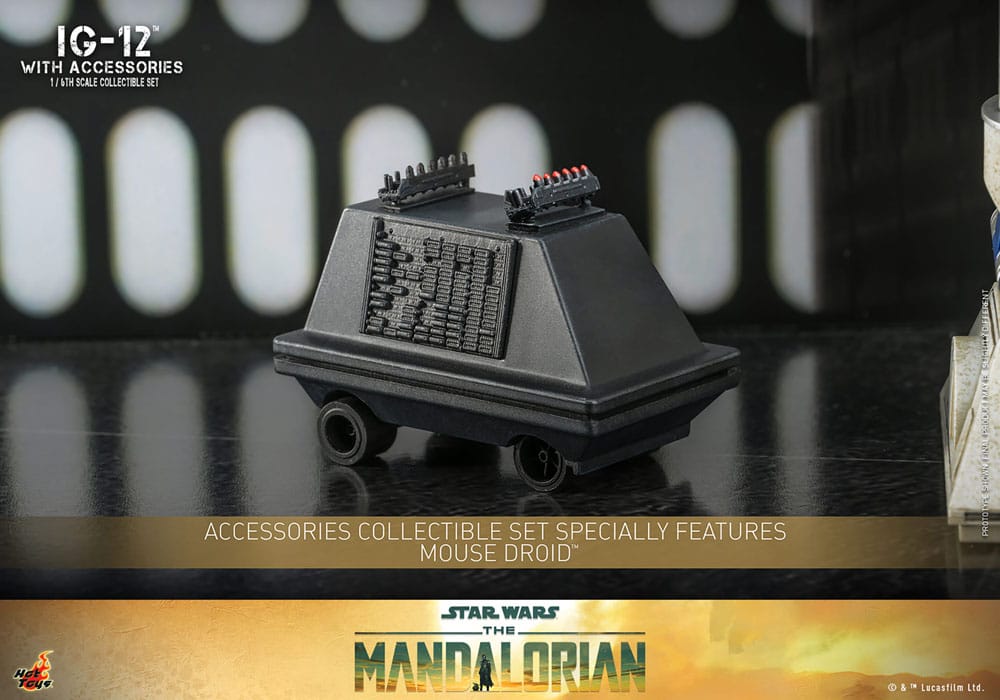 Hot Toys Star Wars The Mandalorian IG-12 With Accessories 1/6 Scale Figure