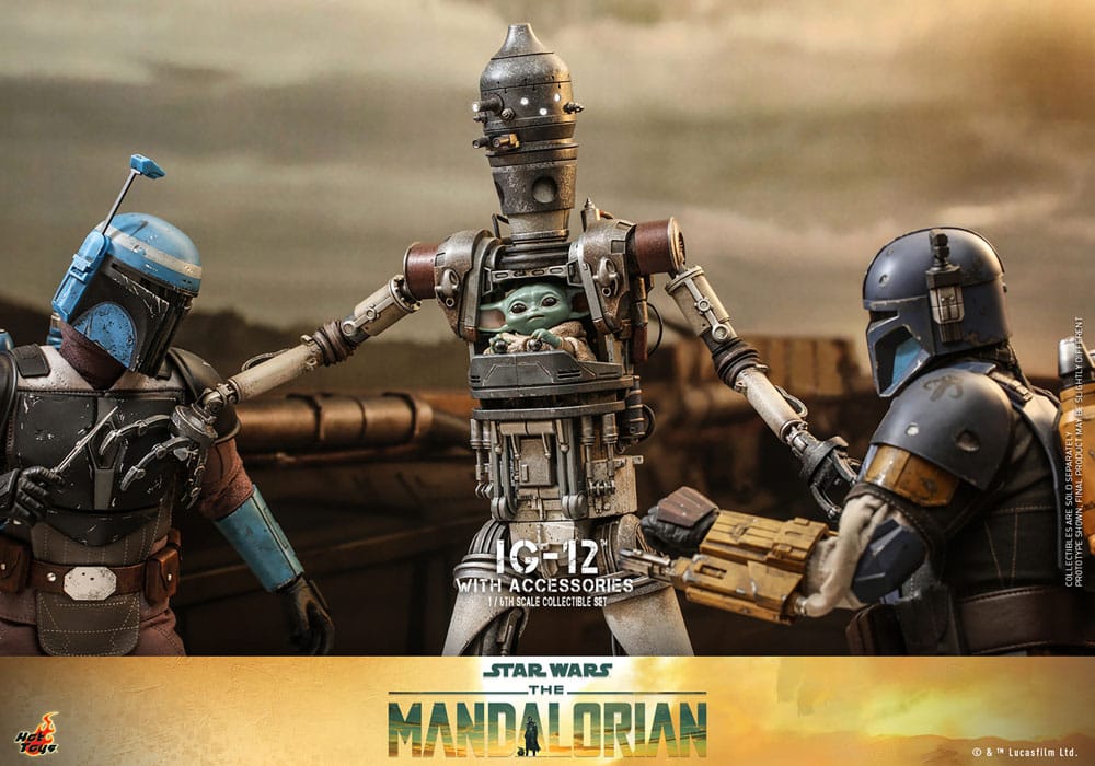 Hot Toys Star Wars The Mandalorian IG-12 With Accessories 1/6 Scale Figure