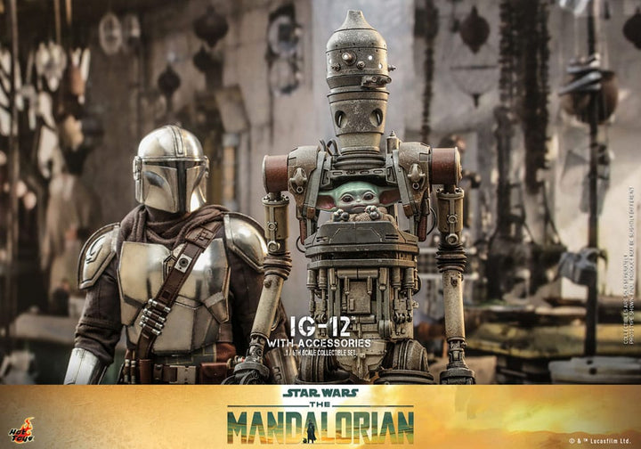 Hot Toys Star Wars The Mandalorian IG-12 With Accessories 1/6 Scale Figure