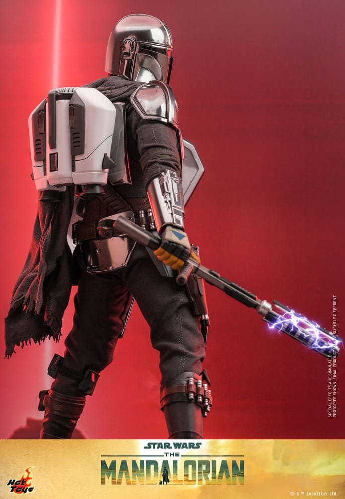 Hot Toys Star Wars The Mandalorian IG-12 With Accessories 1/6 Scale Figure