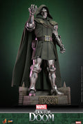 Doctor Doom Hot Toys 1/6