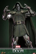 Doctor Doom Hot Toys 1/6