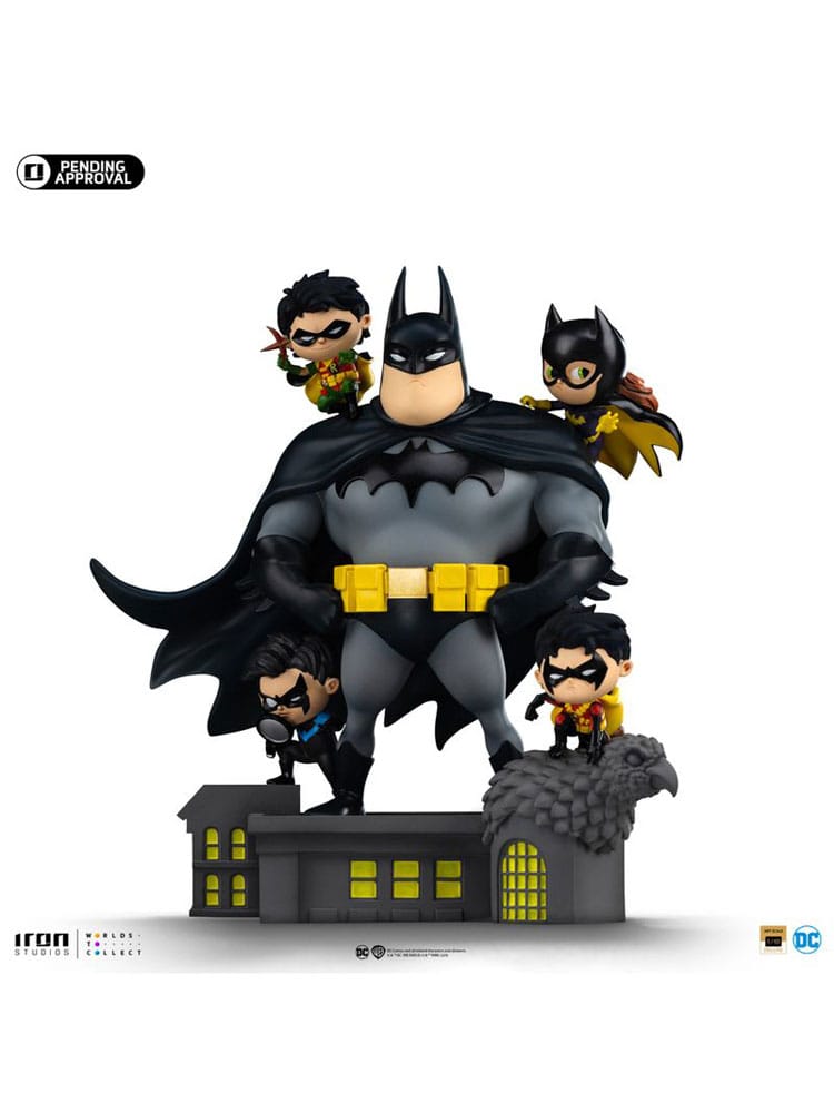 Batman Animated Series Batman Family Icons PVC Figure 18 cm