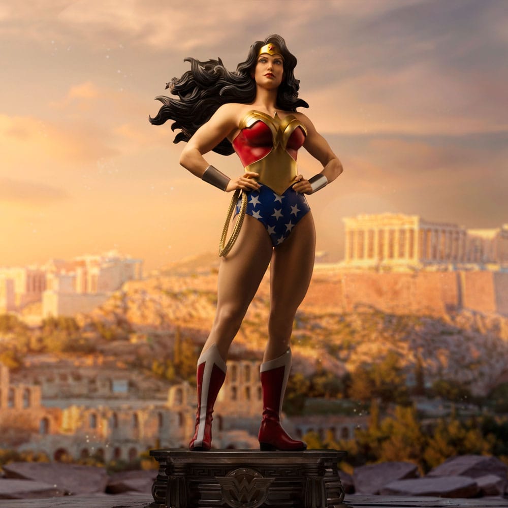 Iron Studios DC Comics Trinity Legacy Replica Wonder Woman 1/4 Scale Limited Edition Statue