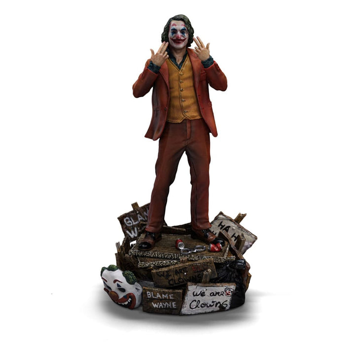 Iron Studios DC Joker Arthur Fleck (Joker) 1/10 Art Scale Limited Edition Statue