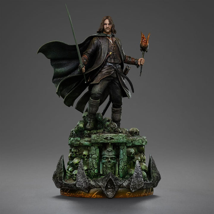 The Lord of the Rings Aragorn Unleashed Art Scale Statue Thirty One Centimeters