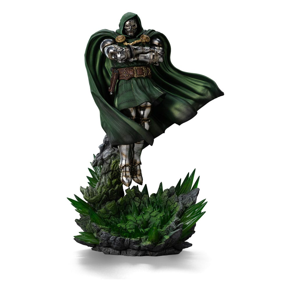Marvel Infinity Gauntlet Doctor Doom Diorama Statue 110 Scale 30 cm
