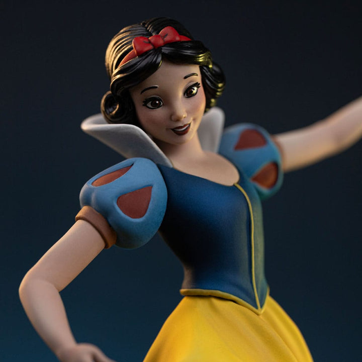 Snow White and the Seven Dwarves Snow White and Dopey Art Scale Statue Twenty One Centimeters