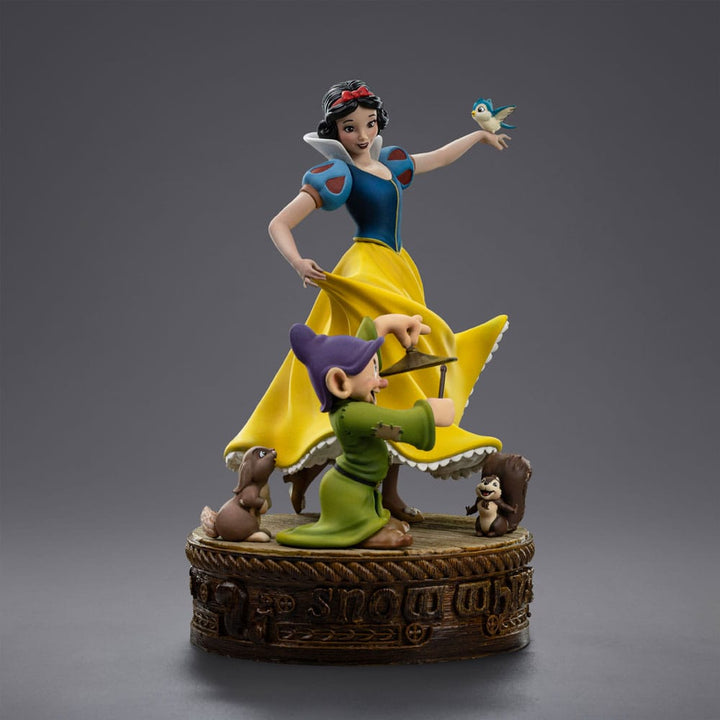 Snow White and the Seven Dwarves Snow White and Dopey Art Scale Statue Twenty One Centimeters