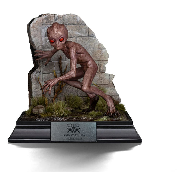 Iron Studios I Want To Believe ET Varginha 1/10 Art Scale Limited Edition Statue