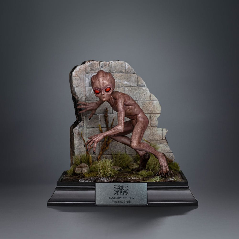 Iron Studios I Want To Believe ET Varginha 1/10 Art Scale Limited Edition Statue