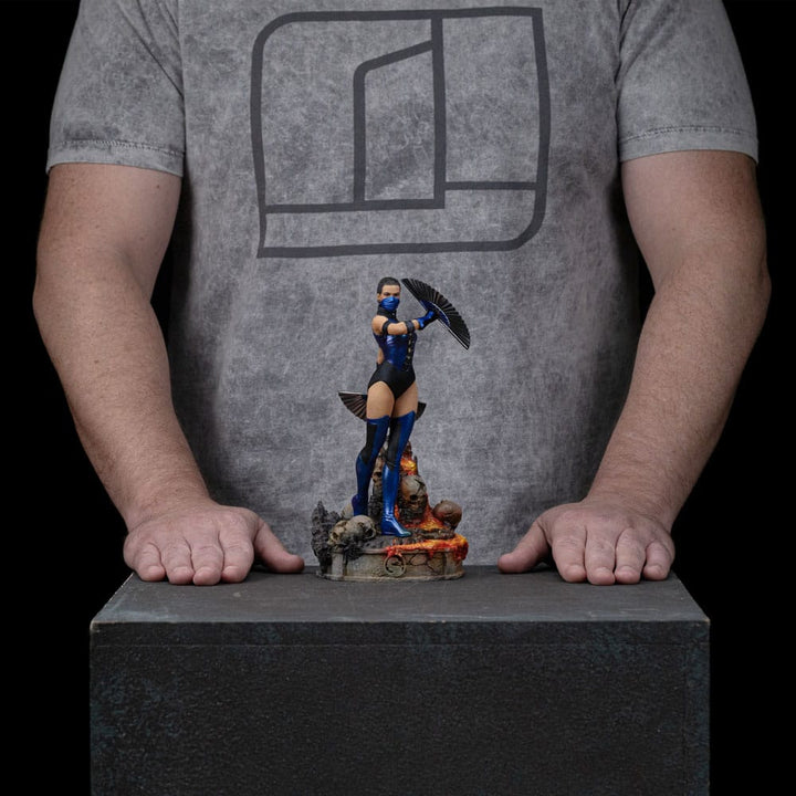 Iron Studios Kitana Mortal Kombat Klassic 1 10 Art Scale Limited Edition Statue