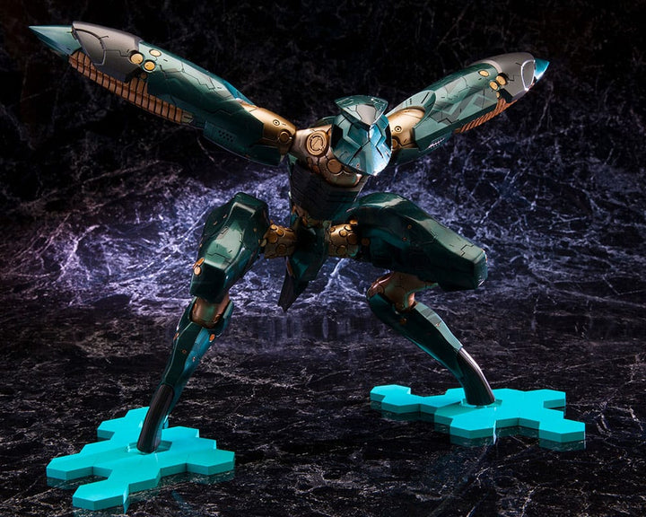 Metal Gear Solid 4 Guns of the Patriots Metal Gear Ray 1/100 Scale Plastic Model Kit