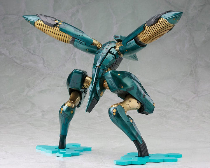 Metal Gear Solid 4 Guns of the Patriots Metal Gear Ray 1/100 Scale Plastic Model Kit
