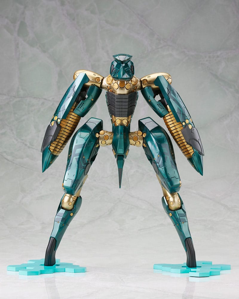 Metal Gear Solid 4 Guns of the Patriots Metal Gear Ray 1/100 Scale Plastic Model Kit